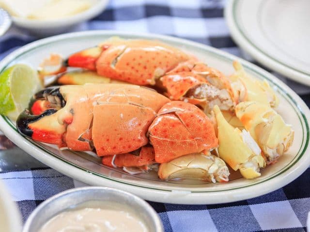 Gegrillte Stone Crab Claws / Foto:navintar