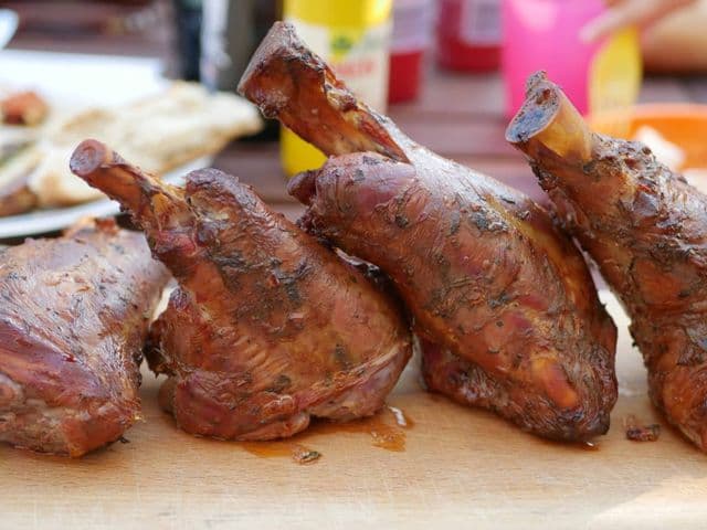 Lammhaxen vom Grill