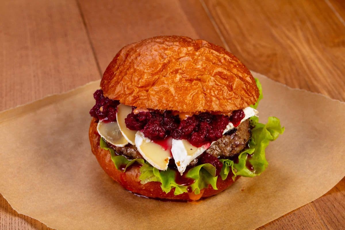 Camembert Burger