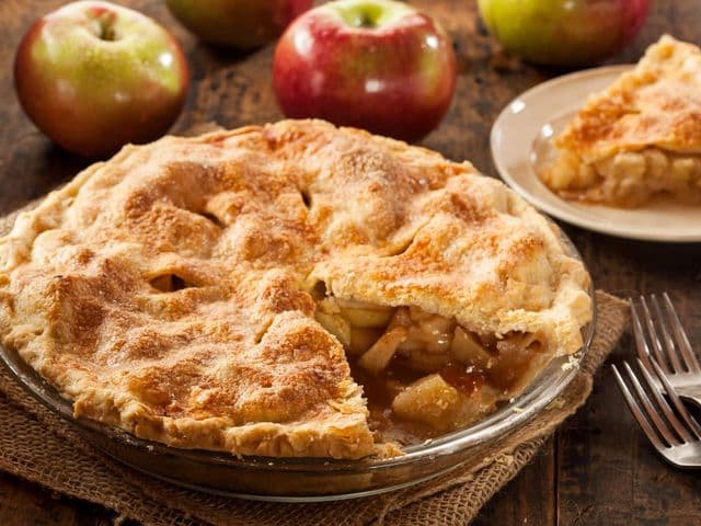 Apple Pie - lauwarmer Apfelkuchen vom Grill