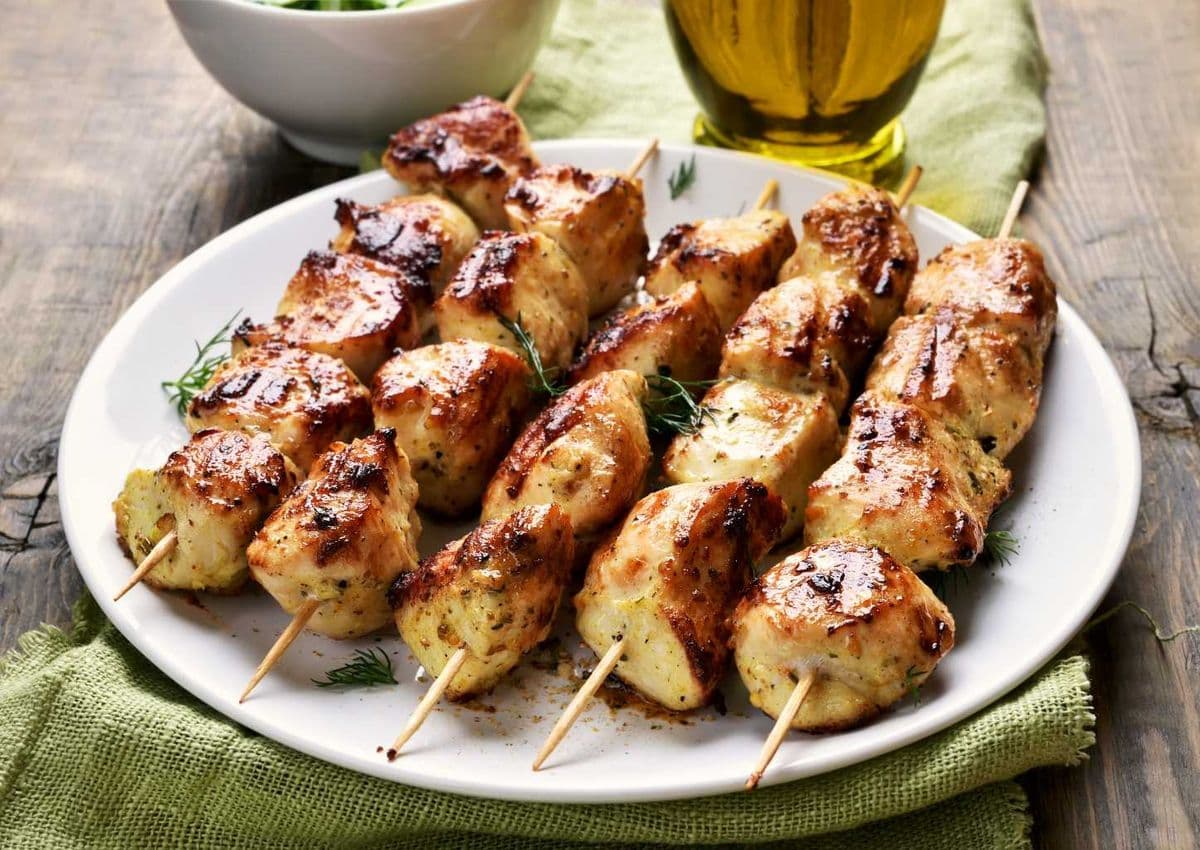 Hähnchenspieße mit scharfer Himbeermarinade