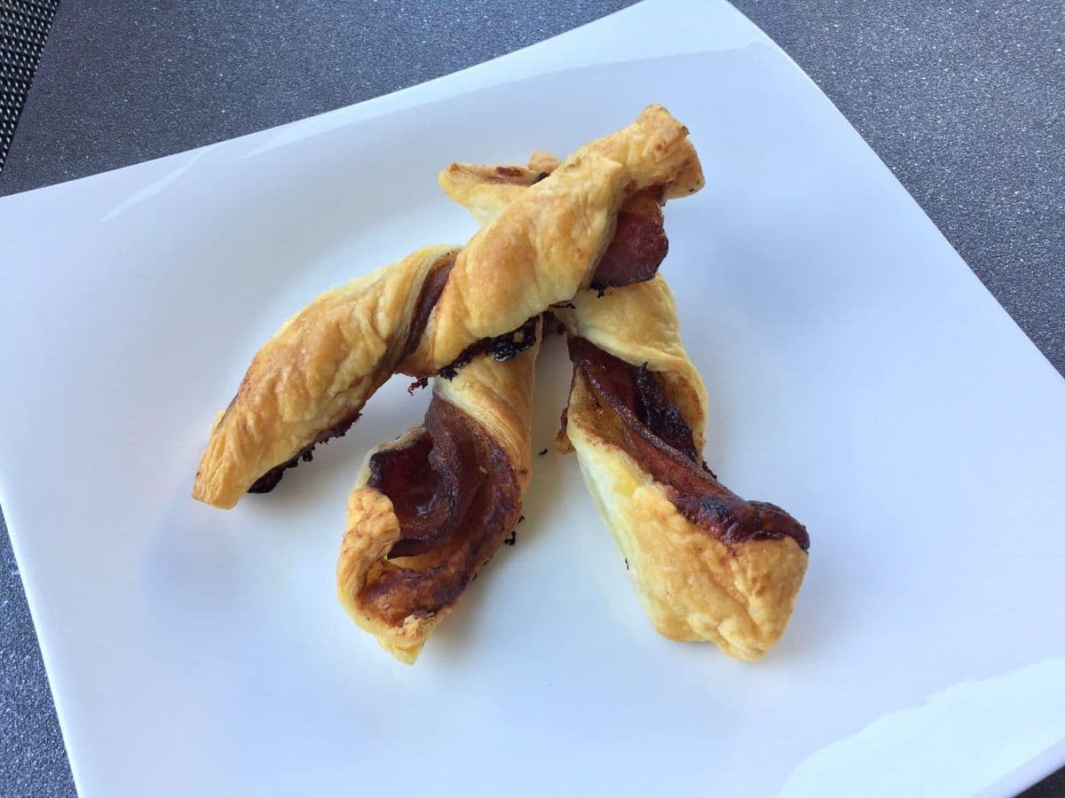 Bacon Twists in Blätterteig