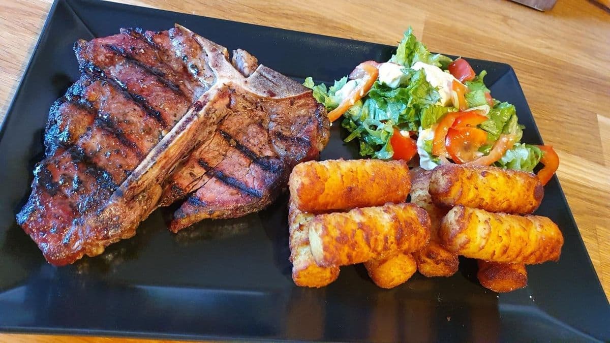 T-Bone Steak vom Grill