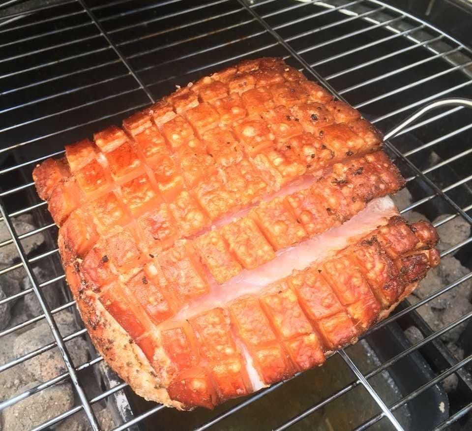Krustenbraten vom Kugelgrill