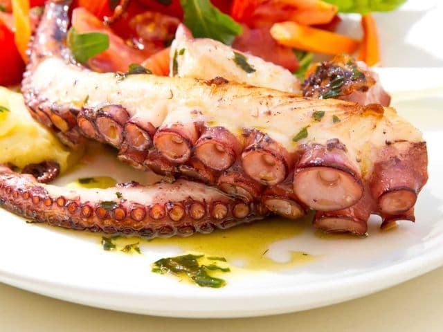 Gegrillter Oktopus / Foto: Jürgen Fälchle