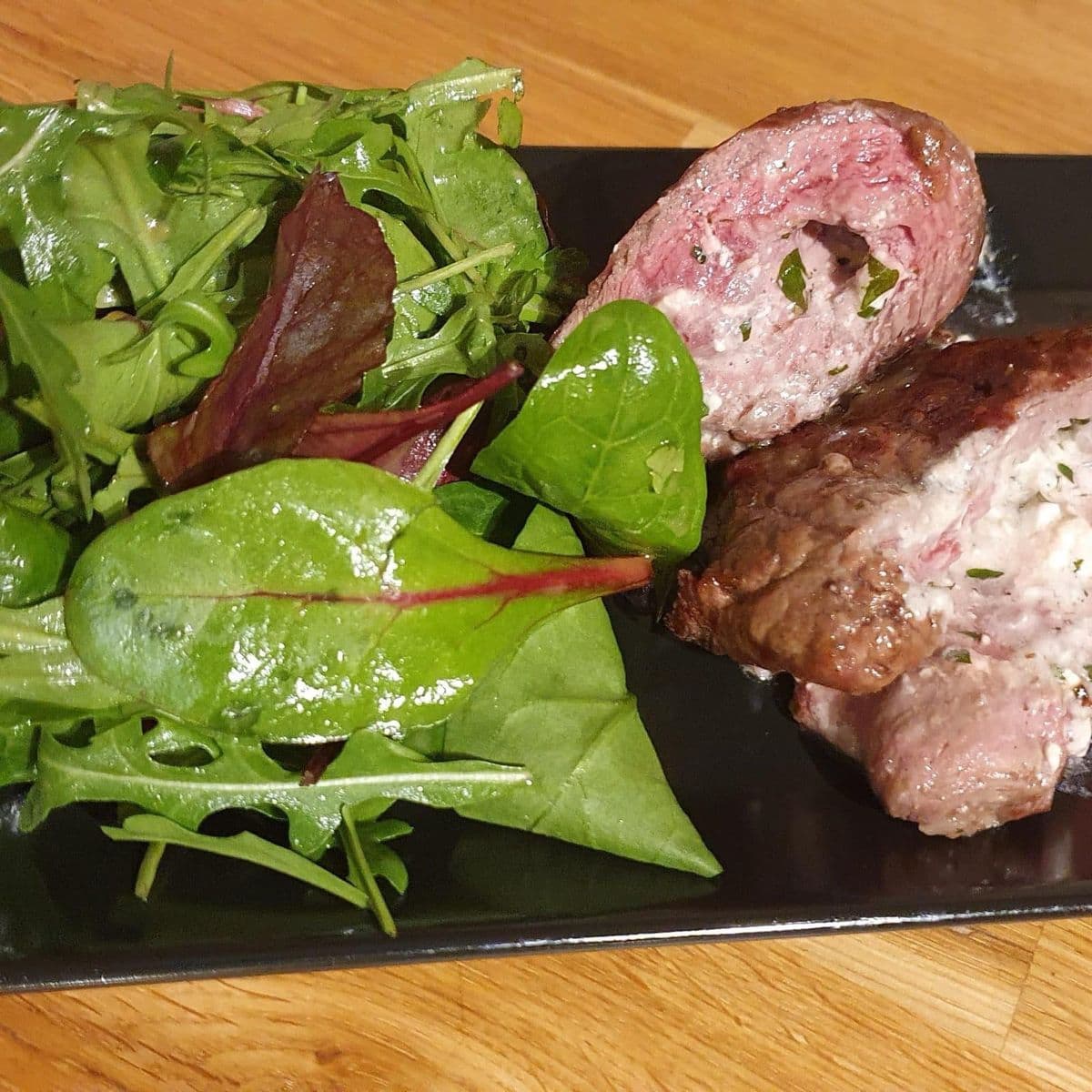 Gefülltes Roastbeef vom Grill