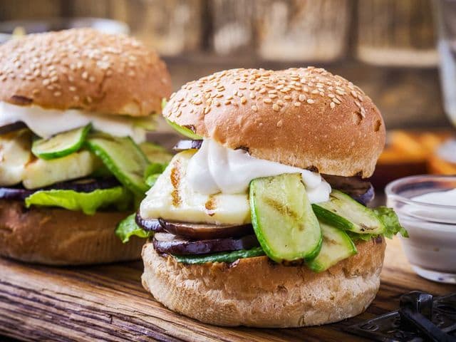 Veggieburger mit Manchego Käse