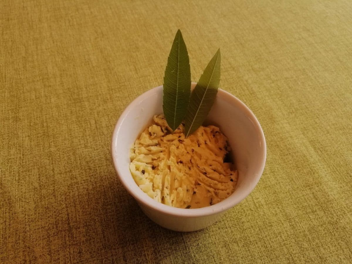 Zitronenbutter