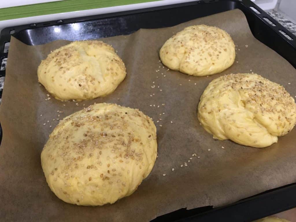 Hamburger Brötchen aus Kartoffelteig - Perfekt für Gegrilltes Hamburger Brötchen aus Kartoffelteig - Perfekt für Gegrilltes