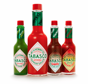 Inzwischen gibt es neben der Standard-Version weitere Saucen von Tabasco