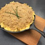 Mac and Cheese aus der Gusspfanne