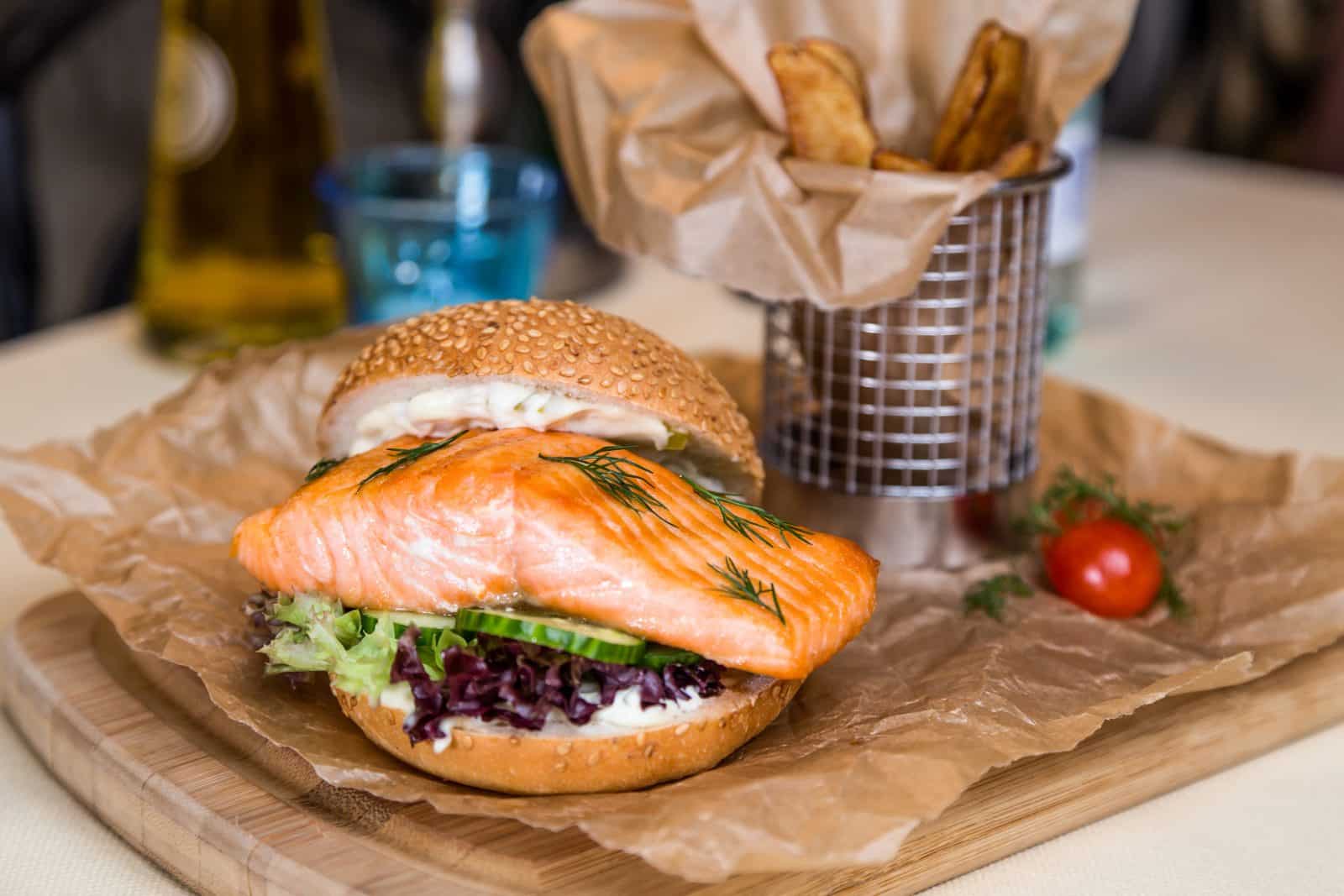 Lachs Burger: schnell, einfach und richtig lecker