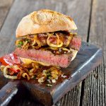 Steakbrötchen nach Grillkameraden Art