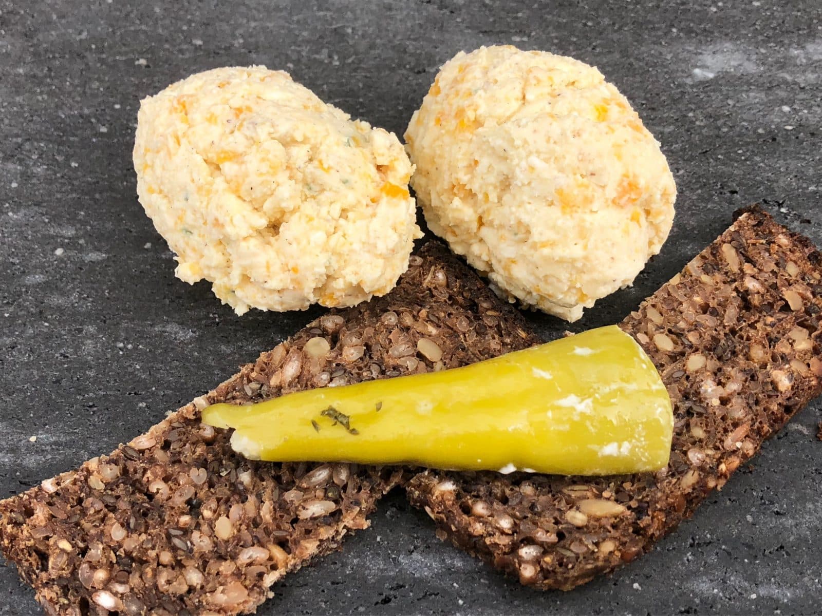 Aprikosen-Rosmarin Dip - Der leckere Dip für Schwein vom Grill