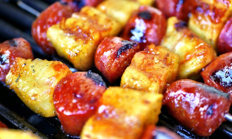 Chorizo Spieße mit beschwipster Ananas