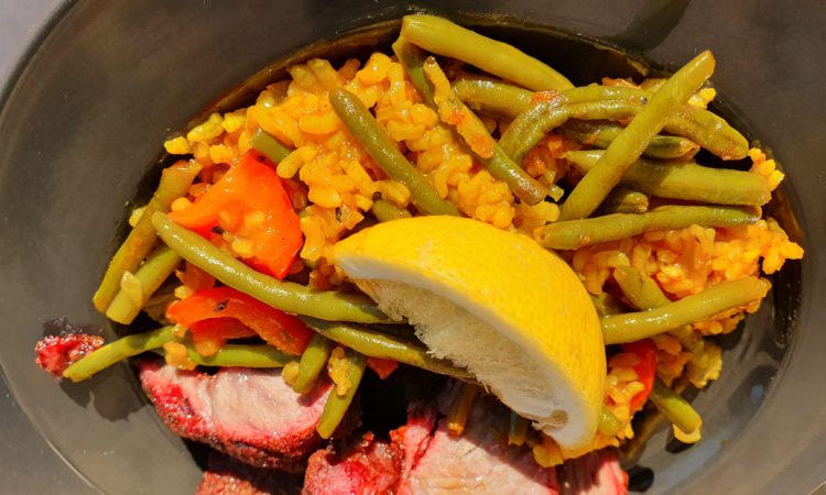 Duroc Schweinebäckchen mit Paella