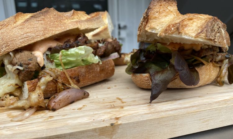 Steak-Sandwich mit Chili Mayonnaise